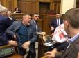 Хіти тижня. Шуфрич отримав у голову: У Раді сталася масова бійка між депутатами (фото)
