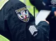 Напевно, вже пошкодував: У Києві водій вкусив поліцейського і потрапив через це... до ТЦК