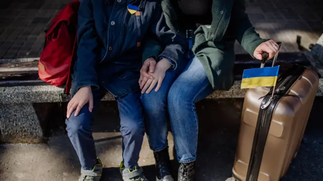 У Чехії різко зросла кількість біженців з України через дозвіл хлопцям від 18 до 22 років виїжджати з країни