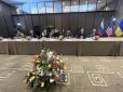 Однак до угоди ще далеко: На переговорах щодо завершення війни в Україні знову заговорили про демілітаризовану зону, - ЗМІ