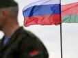 Готують дороги та артилерійські позиції: Зеленський заявив, що РФ пробує втягнути Білорусь у війну